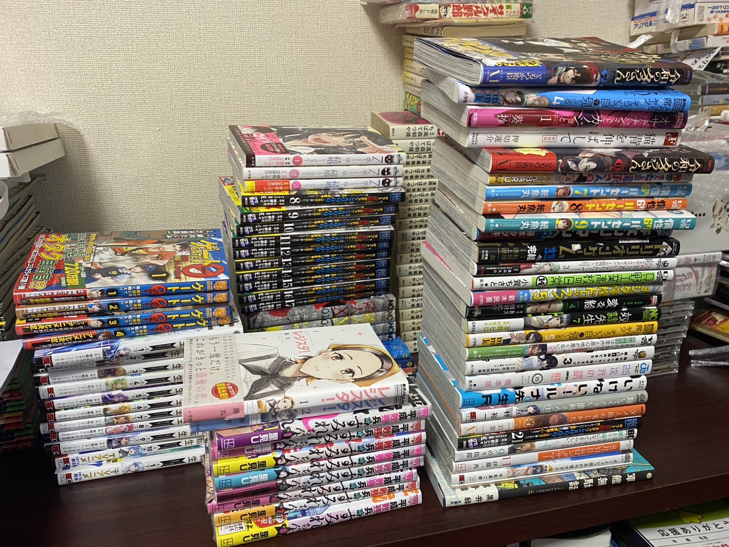 「平成敗残兵すみれちゃん」「貴族転生」等人気のコミック、バラ&セット等買取しました。